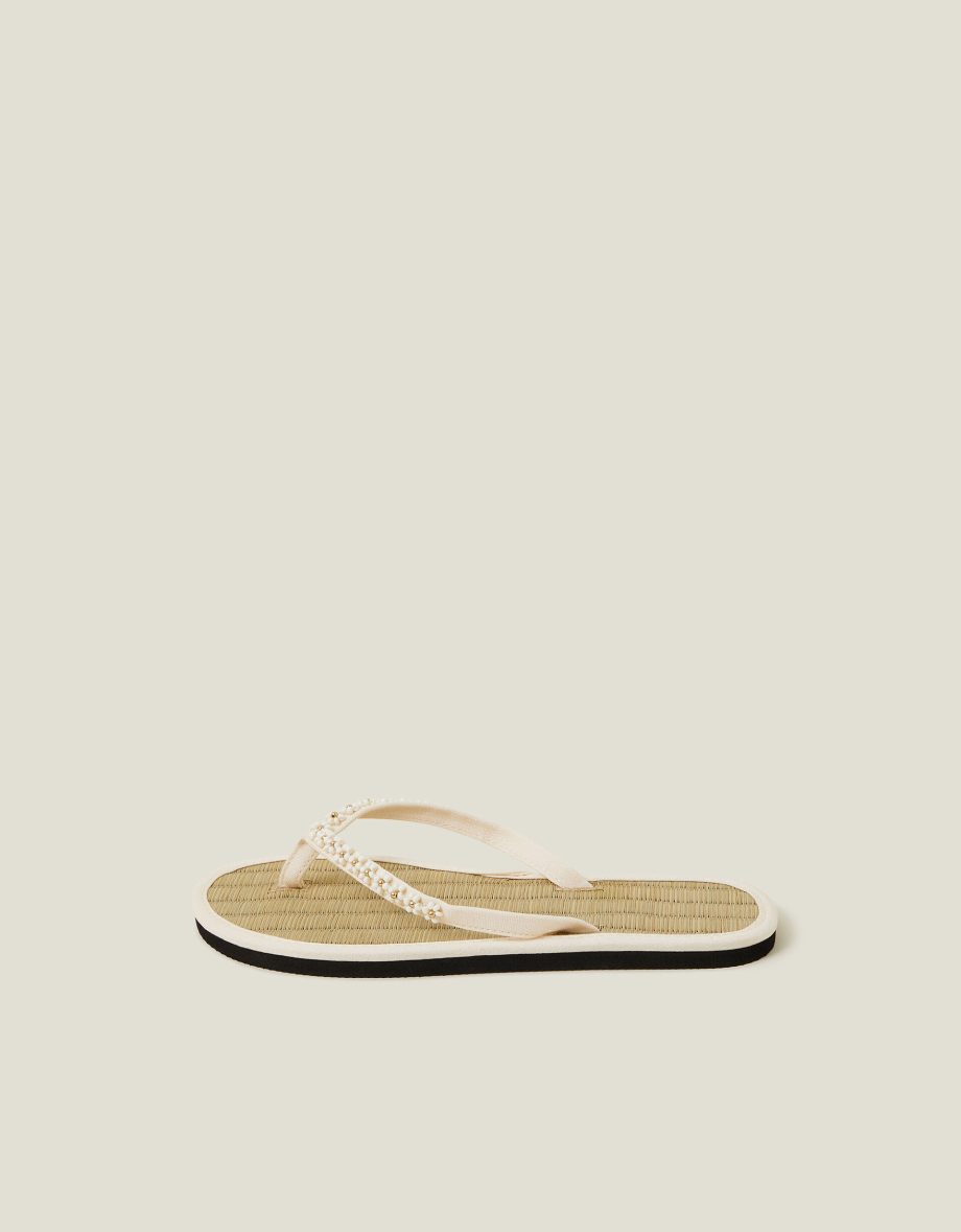 BEADED DAISY SEAGRASS FLIP FLOPS CREAM