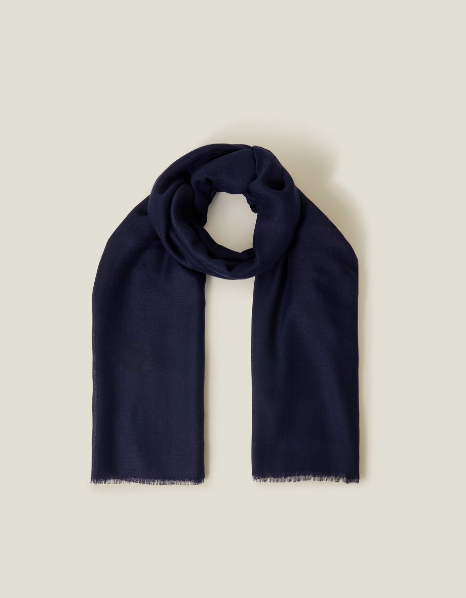 LIGHTWEIGHT PLAIN WOVEN SCARF