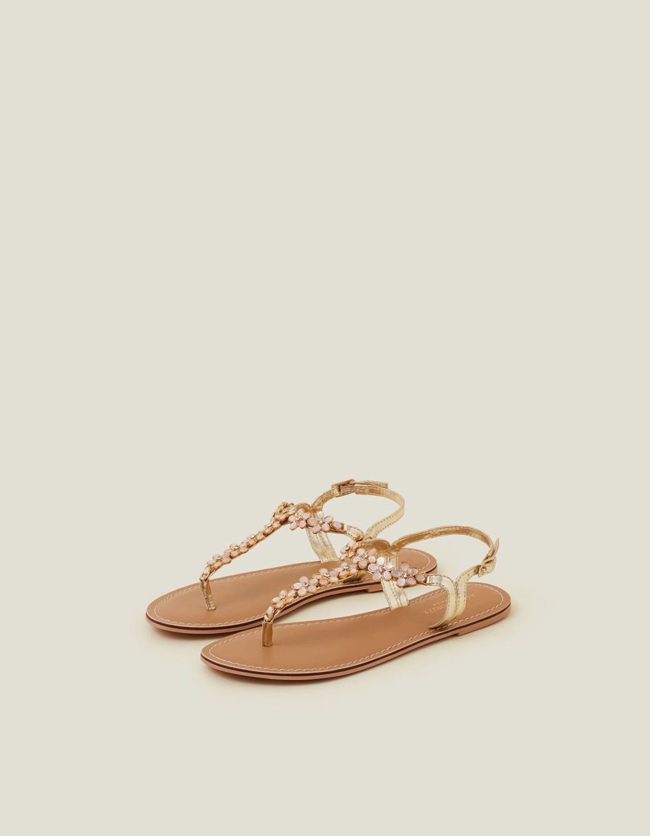 FLOWER EMBELLISHED SANDALS CREAM