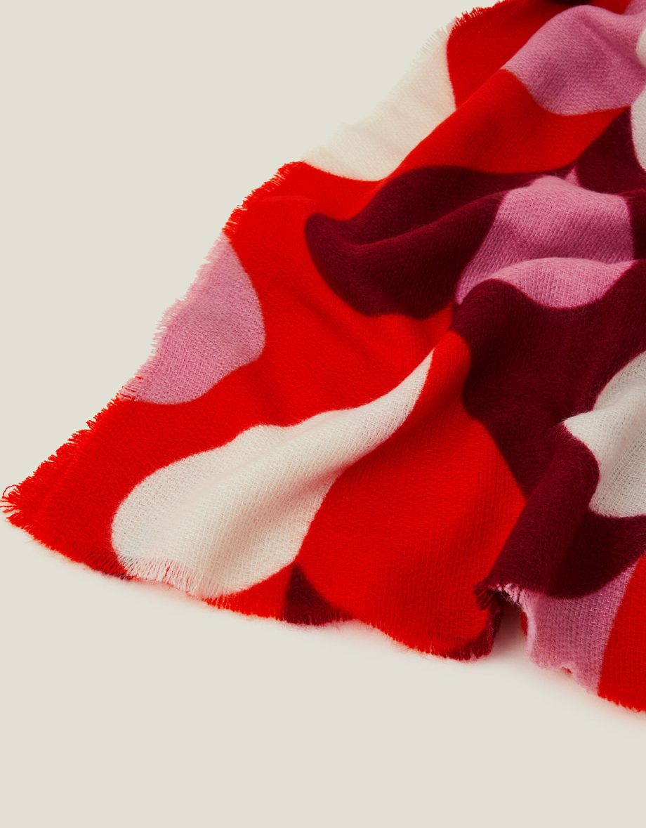 Retro Heart Blanket Scarf