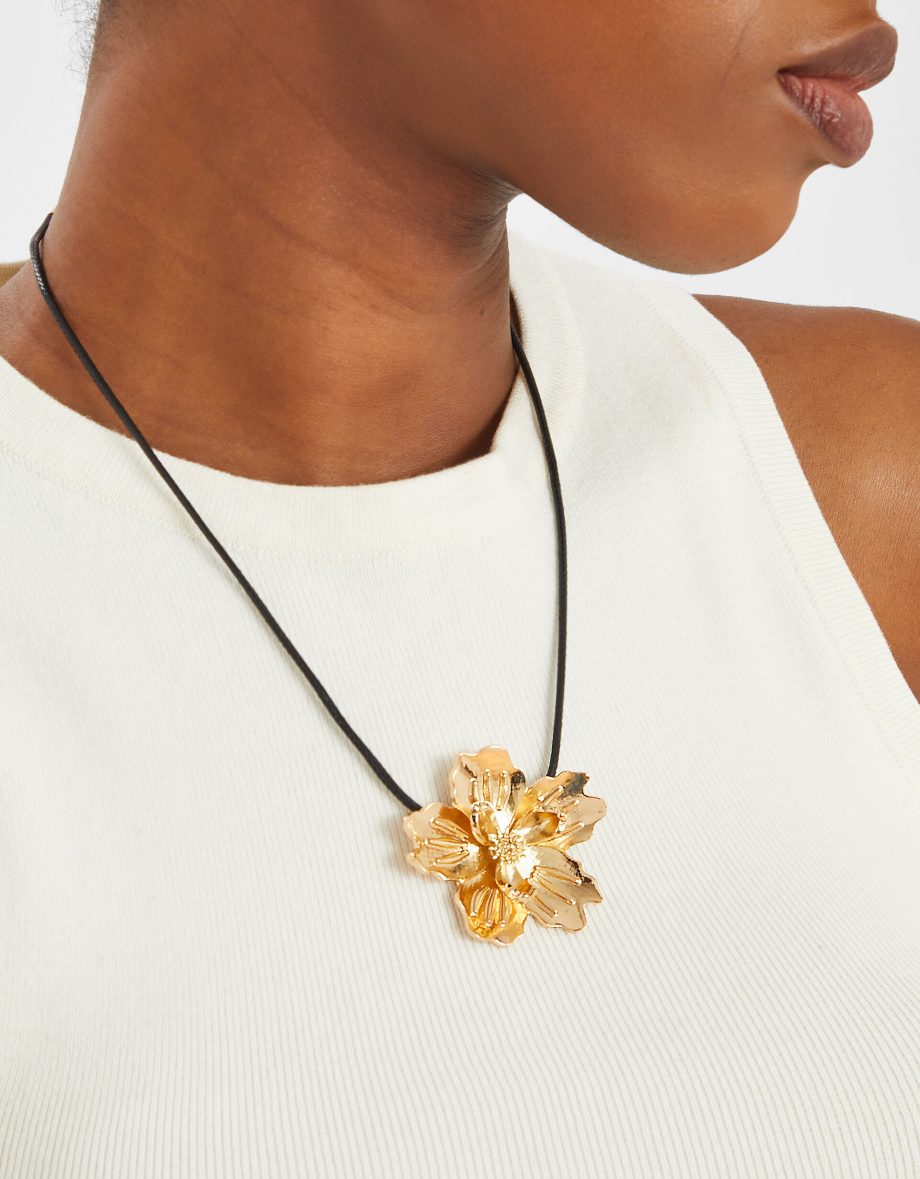 STATEMENT FLOWER CORD NECKLACE