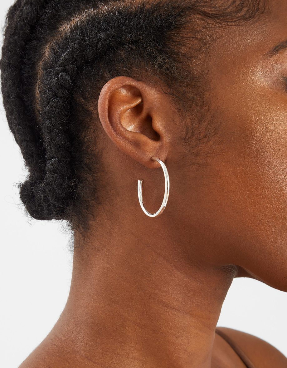 MEDIUM TUBE HOOP EARRINGS SILVER