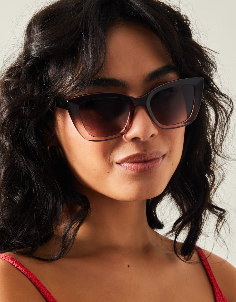 OMBRÉ CRYSTAL CAT EYE SUNGLASSES