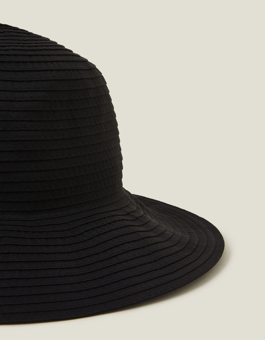 PACKABLE RIBBED BUCKET HAT BLACK