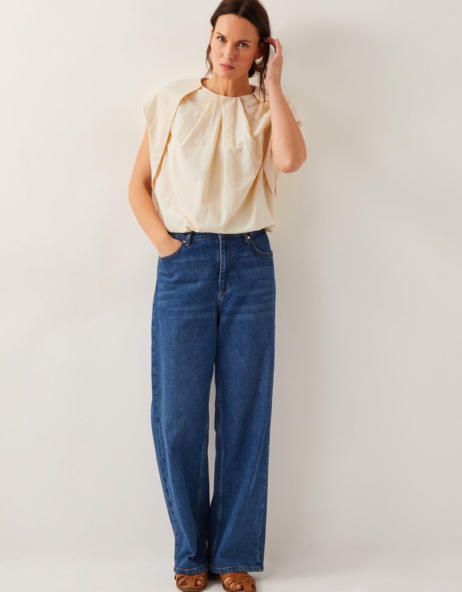 Dorit bubble hem top cream