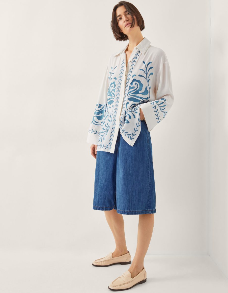 Cora leaf embroidered shirt white