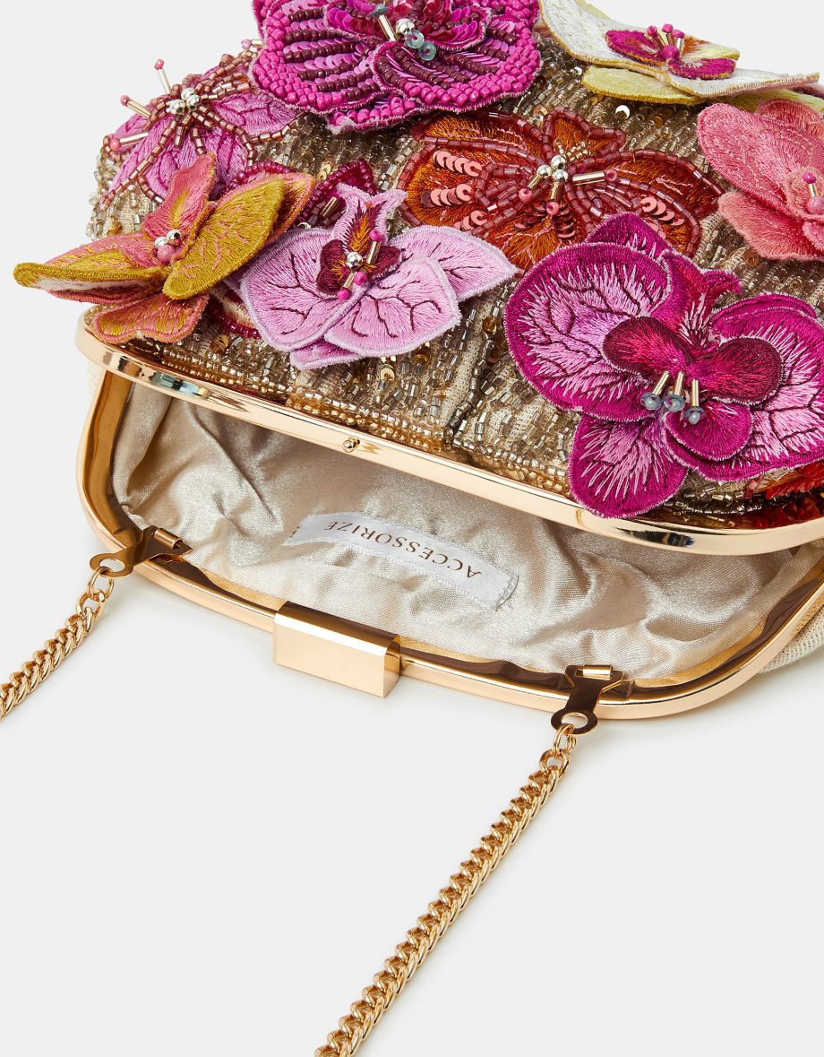 3D FLOWER EMBELLISHED CLUTCH BAG