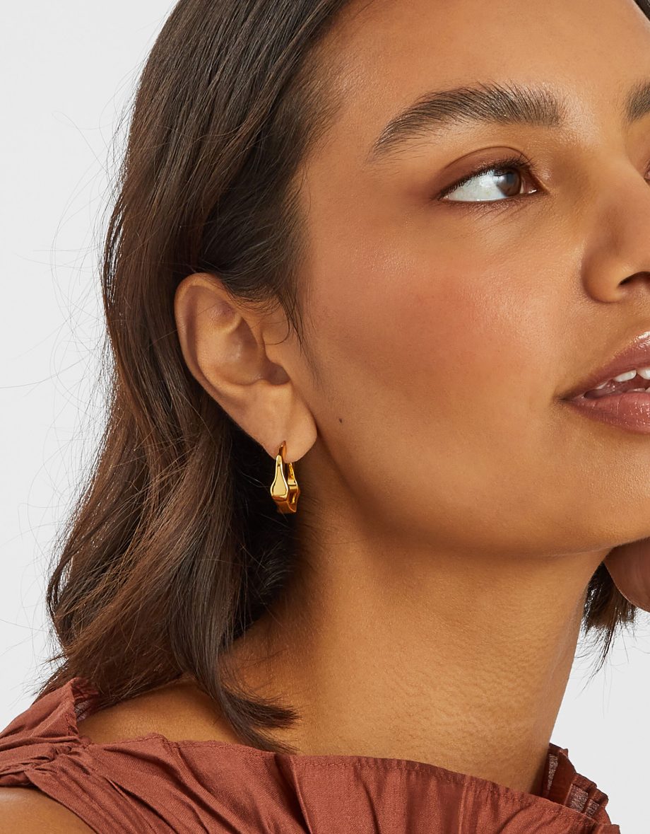 14CT GOLD-PLATED MOLTEN HOOP EARRINGS