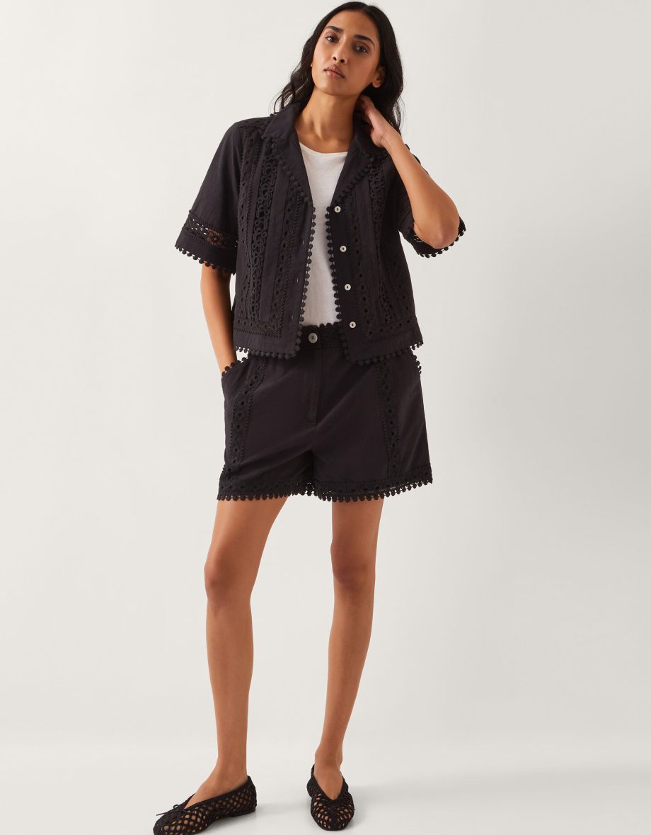 Irina high-waisted lace shorts black