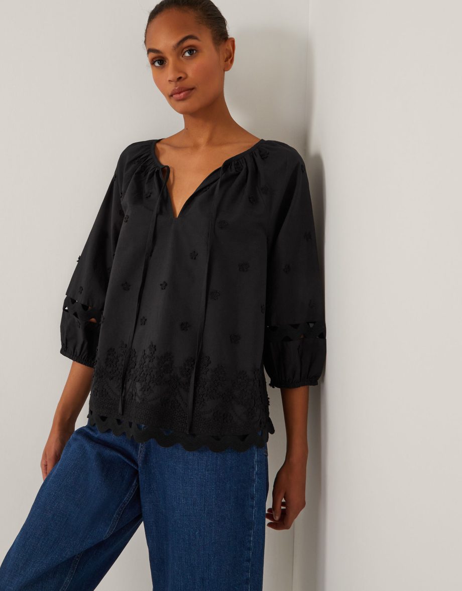 Esme floral appliqué 3/4 sleeve top black