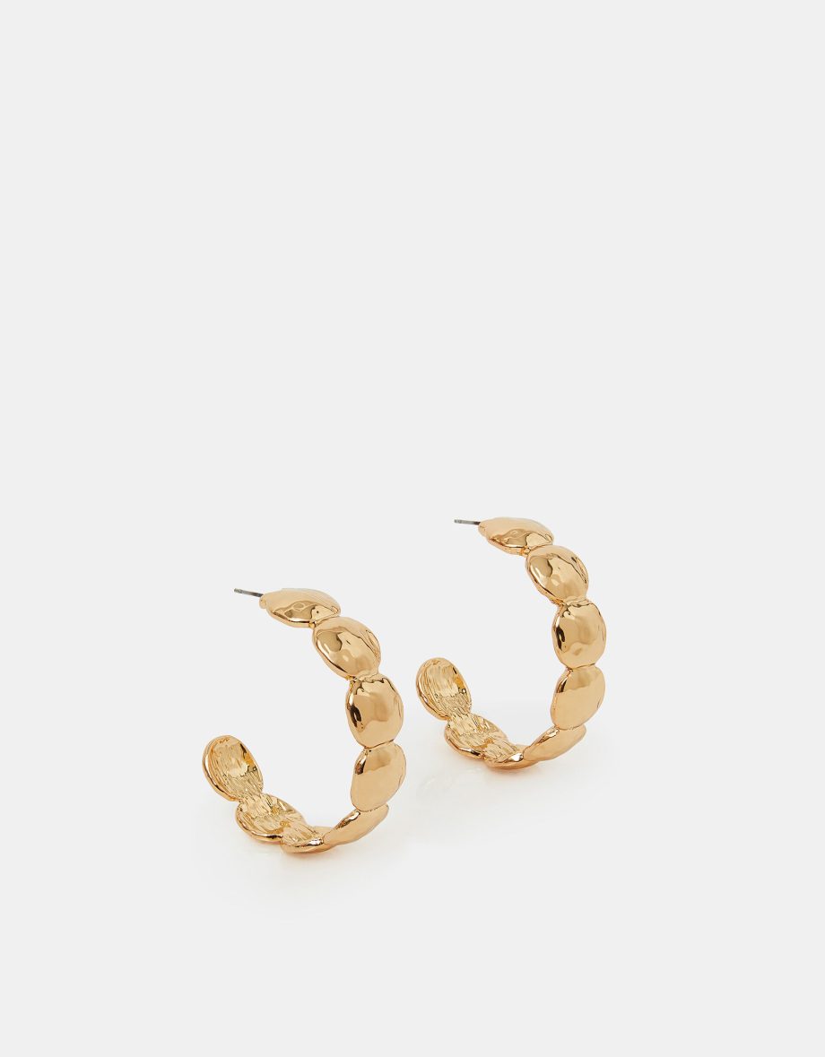 SCALLOP HOOP EARRINGS