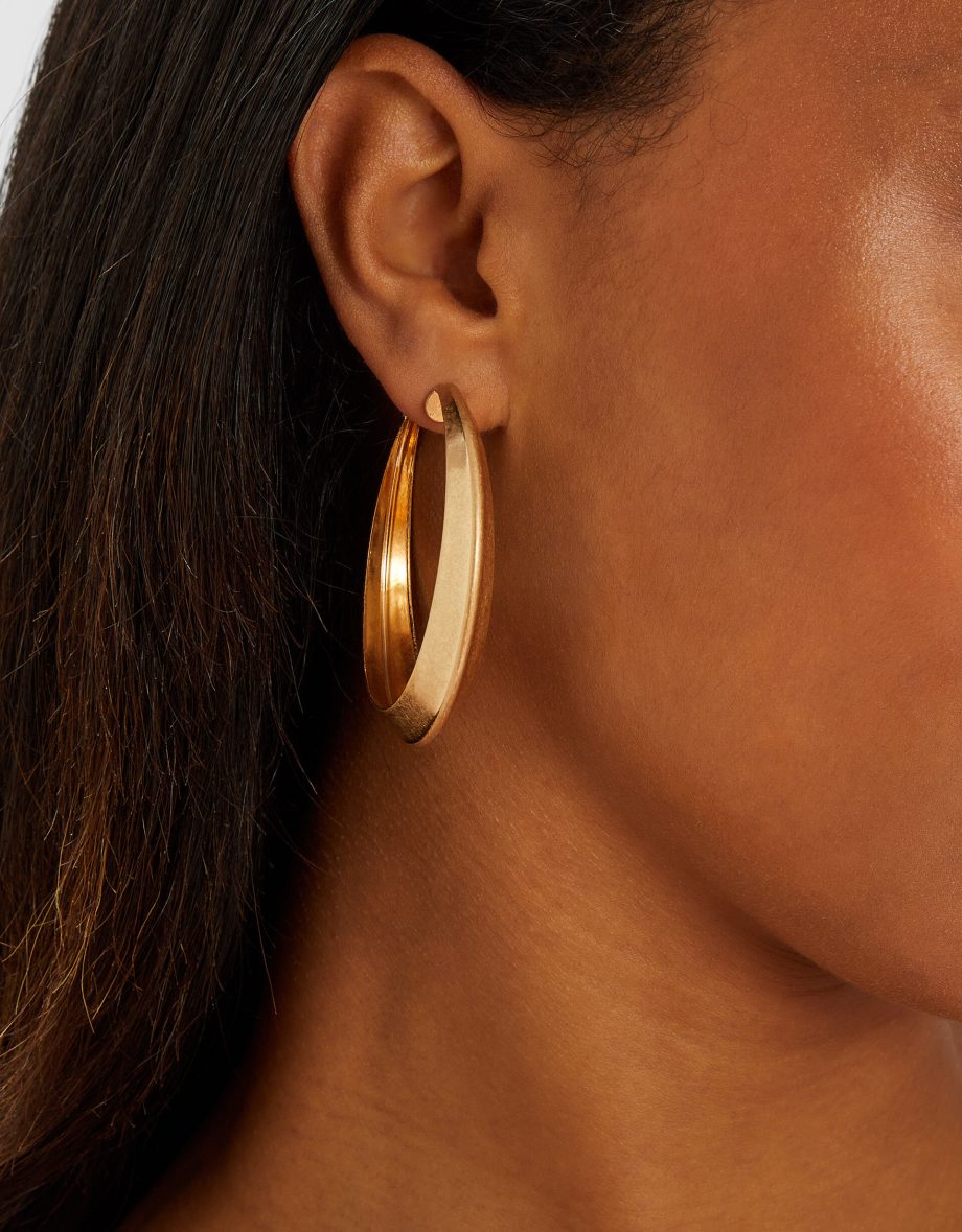 BRUSHED STATEMENT HOOP EARRINGS
