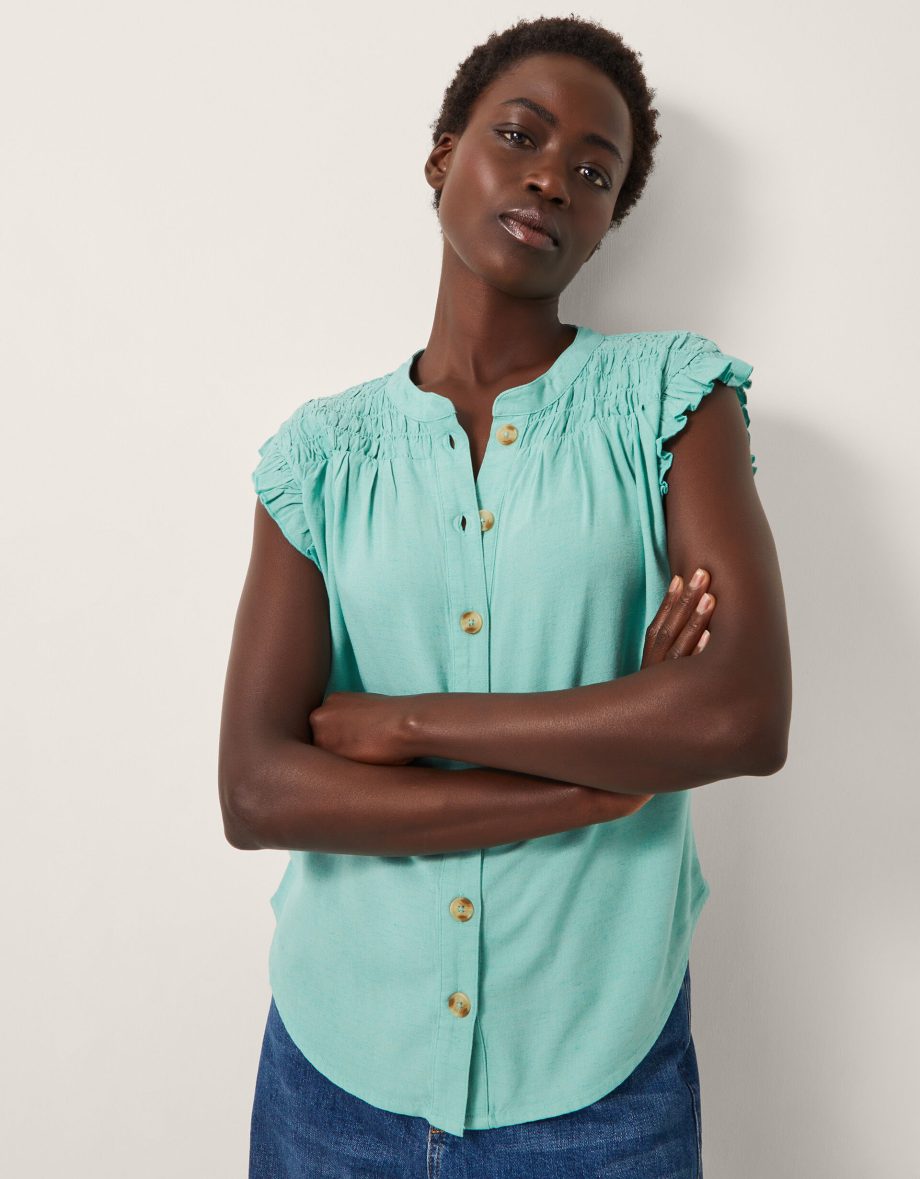 Evelyn Sleeveless Smocked Top