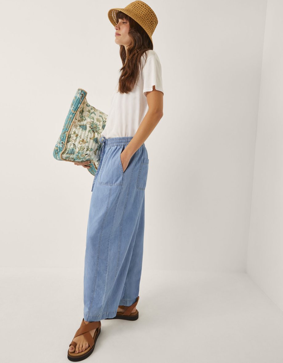Jade lightweight barrel jeans blue