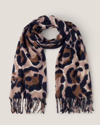 Elyse animal print tassel scarf black