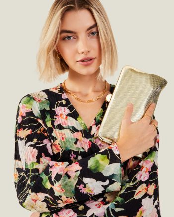 METALLIC CLUTCH BAG GOLD