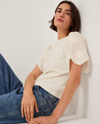 MEL APPLIQUÉ SLEEVE JERSEY T-SHIRT IVORY
