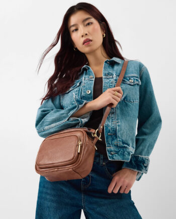 Sling Crossbody Bag Cream