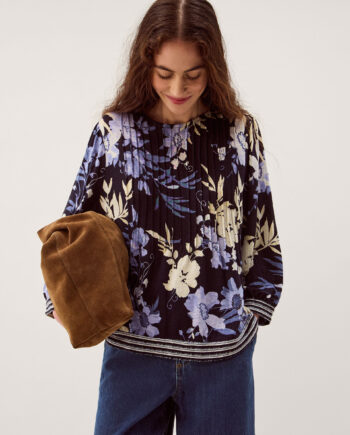 Nicolette Floral Linen Blend Top Blue