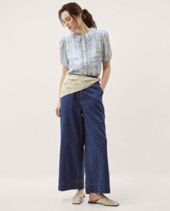 Naomi Puff Sleeve Floral Lace Blouse Blue